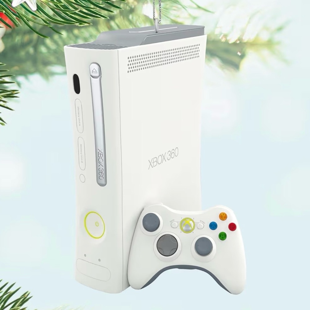 NWT Hallmark Ornament, Xbox 360 Console with Lights; (Plays Halo Theme Song)
